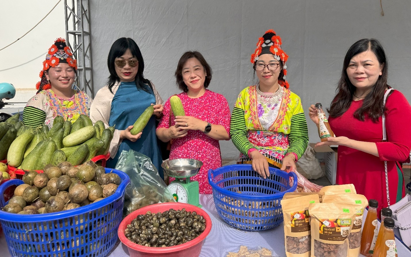 giao-luu-ket-noi-sinh-ke-2-1750225479.jpg