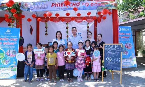 Anh Tú – vua sữa bỉm đồng hành tổ chức “Phiên chợ 0 đồng” tại tỉnh Yên Bái