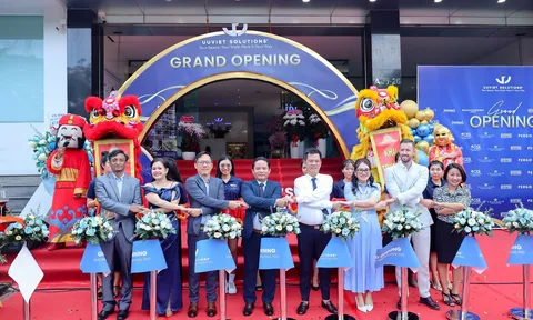Uuviet Solutions khai trương showroom Nguyễn Hữu Thọ - Hiện thực hóa không gian sống chuẩn Âu