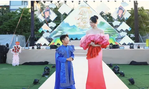 Lê Đức Anh – Gương mặt MC truyền thông tự tin phỏng vấn Hoa hậu Hà Tâm Như tại Lào Cai Fashion Show mùa 3