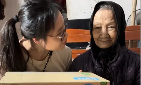 Tiktoker Nguyễn Phượng: từ thiện một cách tử tế