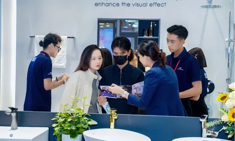 “Cơn sốt’’ triển lãm VietBuild 2023: Hơn 2000 gian hàng quy tụ, Uuviet Solutions thu hút lượng khách tham quan đông đảo ngay ngày đầu khai mạc