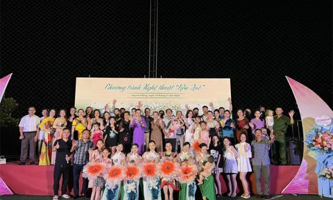 Quỳnh Thắng (Nghệ An): Đêm nhạc Hồn Quê say lòng người Xứ Nghệ!