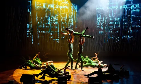 Đặc sắc Chương trình nghệ thuật "Ánh Sao Thành Đồng" của Đoàn Văn công Quân khu 7